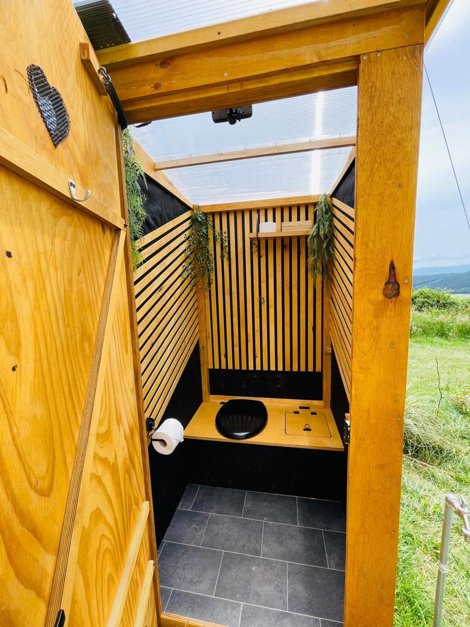 Hotel Glamping Hohe Wand - Zelt Mit Sternenfenster Und Whirlpool Maiersdorf Exterior foto